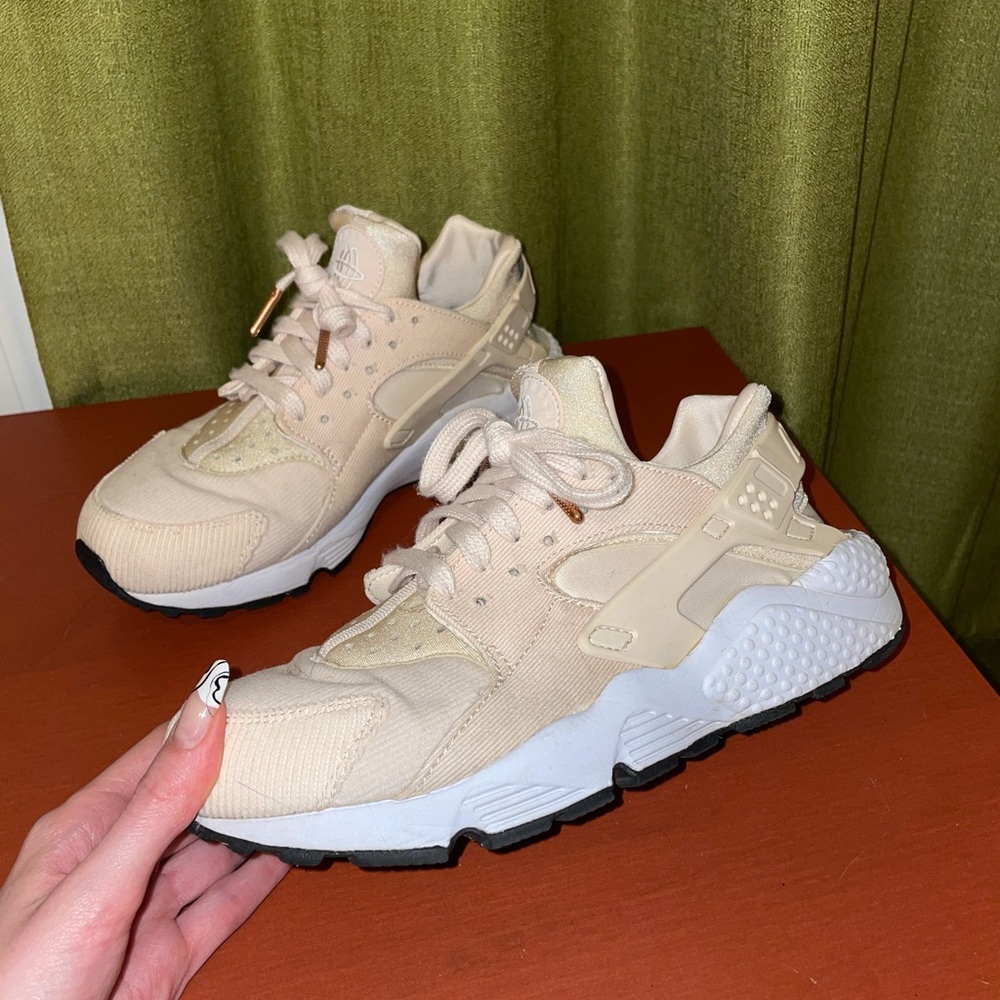 Pink Nike Huarache sneakers